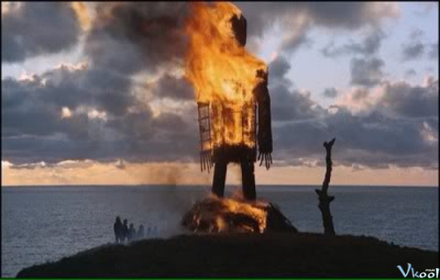 Xem Phim Hình Nhân Liễu Gai - The Wicker Man - Vkool.Net - Ảnh 2